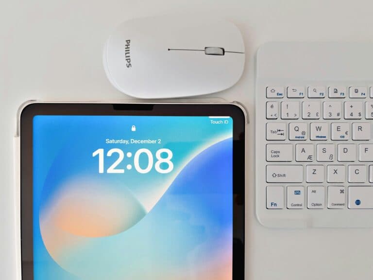 Compact Mouse Go