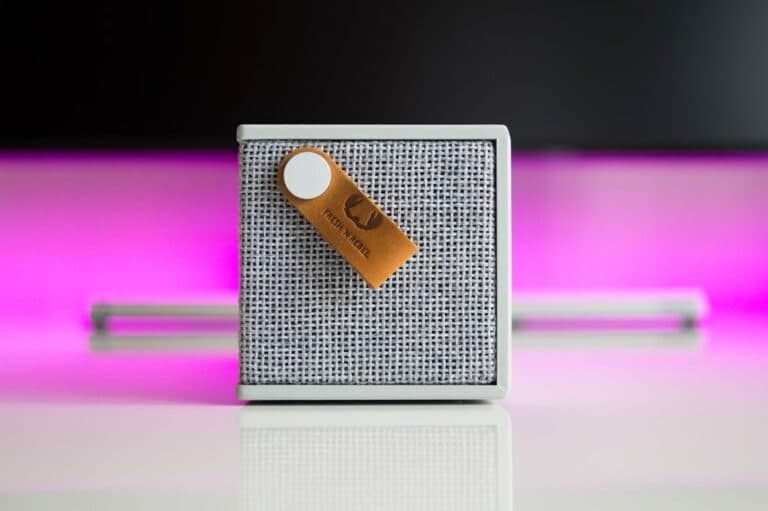 Deluxe Speaker Go